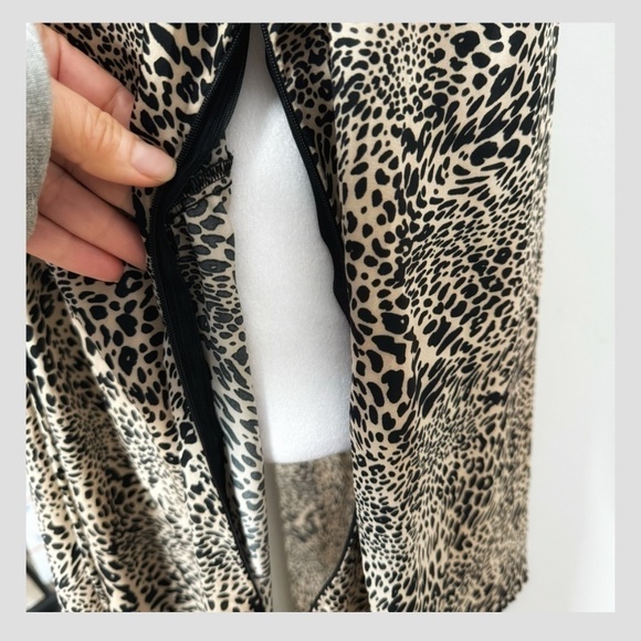 NWT Mango Dress Animal Print Long Sleeve Light Silk Feel Long Maxi Length Size 8 - Picture 9 of 15